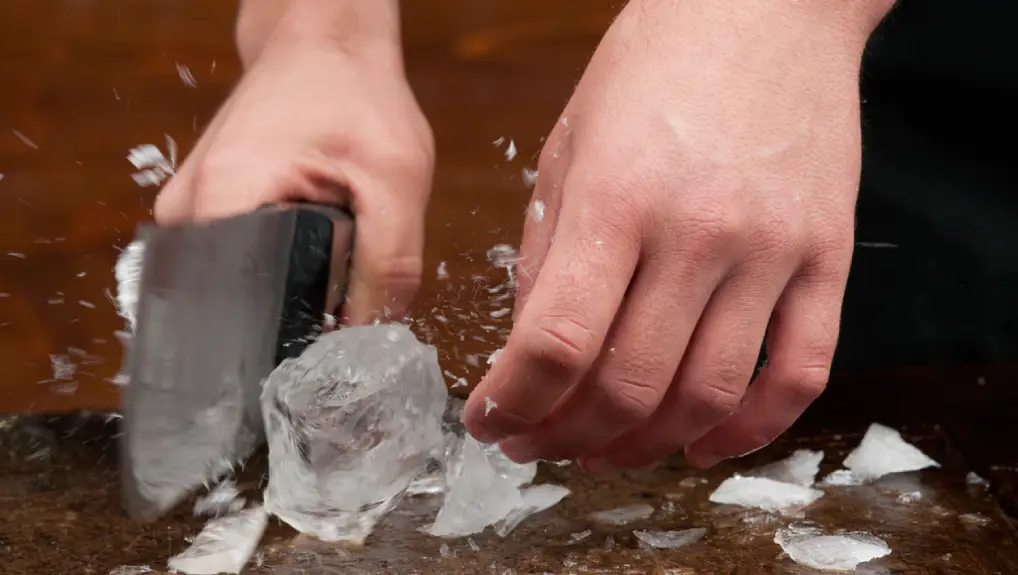 Image of Top-Rated Ice Tools for Professional Bartenders