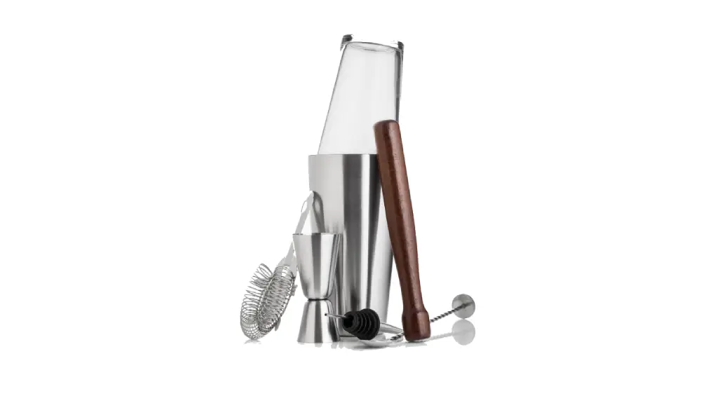 Image of a Boston Shaker part of the discussion about the Best Cocktail Shaker for Beginners: Boston, Cobbler, or French?
