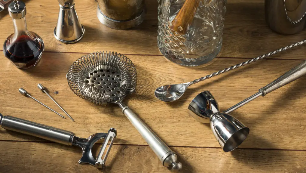 Metal Classic Bartender Bar Tools for Making Cocktails and Drinks

