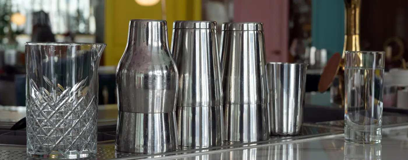 Boston vs Cobbler vs French: The Perfect Shaker for Your Bar