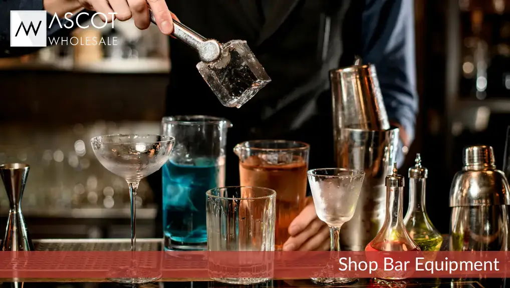 Image of a bartender who a chosen the right ice tools for cocktail menus and making
