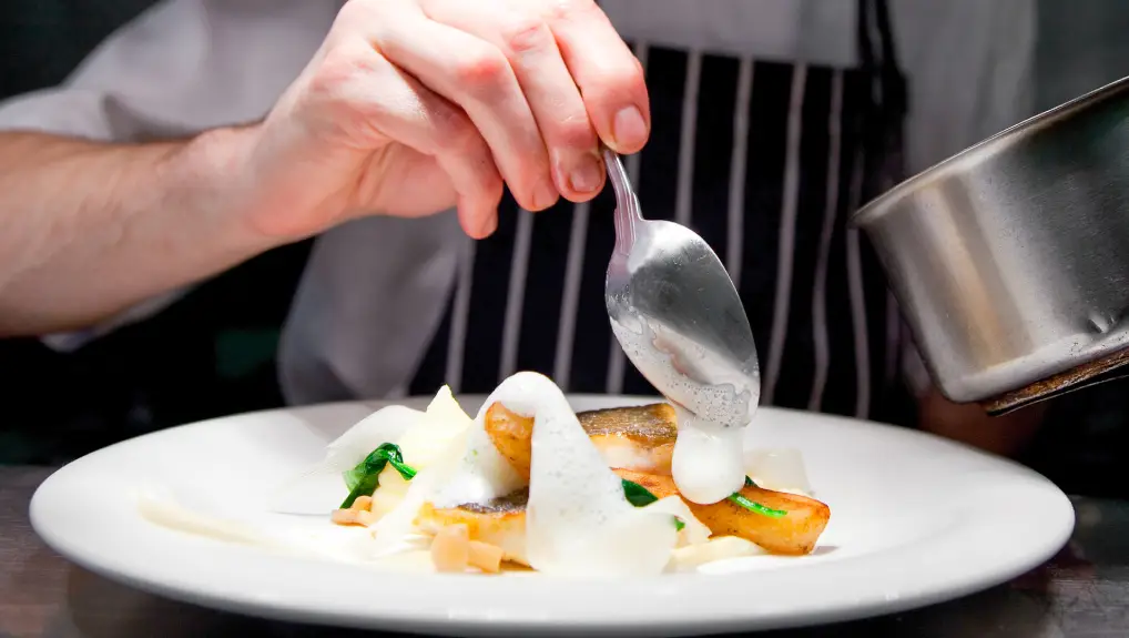 Image of a dining experience with products from a restaurant tableware supplier