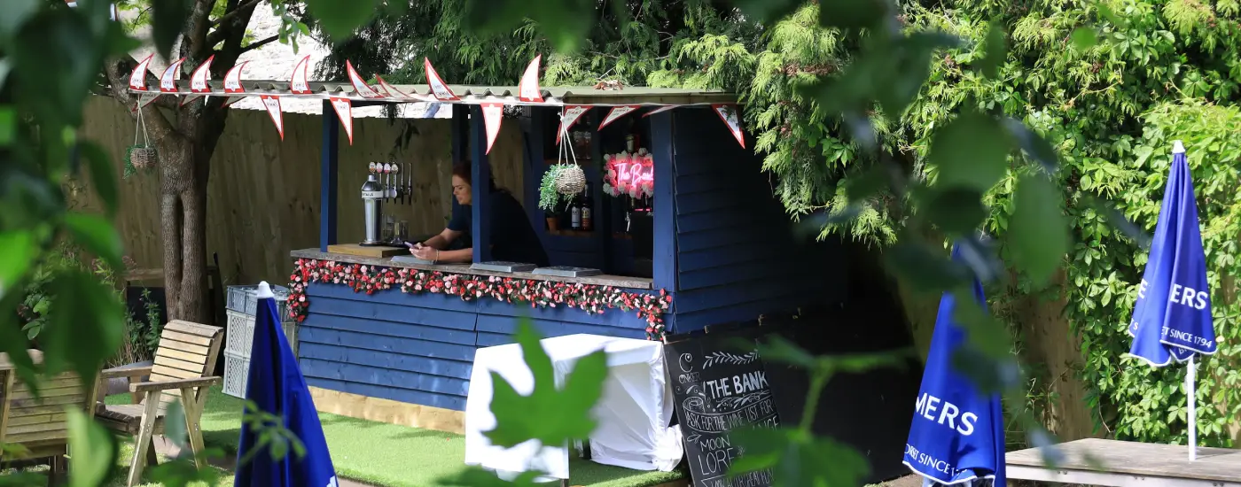 Garden Bar Ideas: Accessories to Wow Your Guests